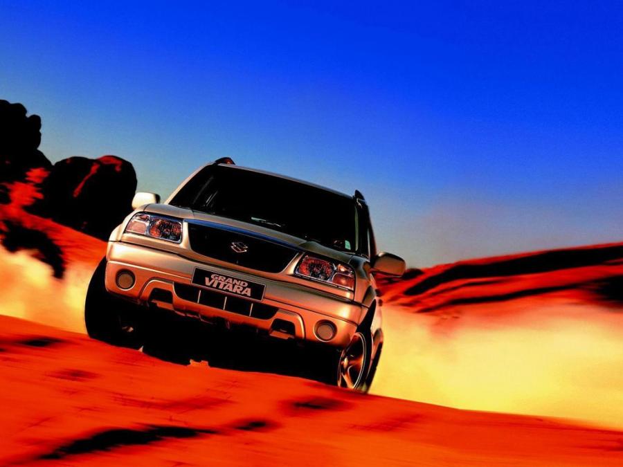  Suzuki Grand Vitara 5-Door 1998 года  (фото 3 из 6)